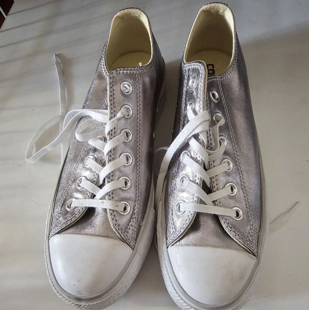 Converse Women's Silver Sneakers